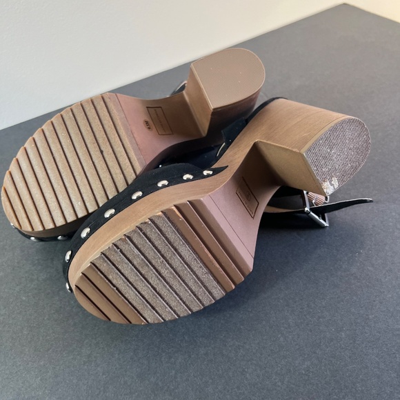 Clog platform - Picture 2 of 5